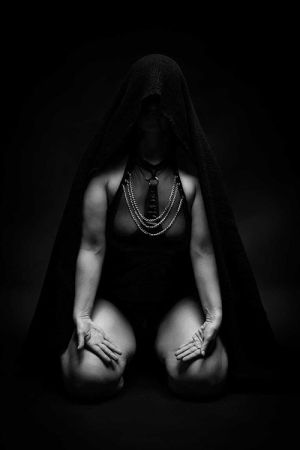 Besuche das Escort-Profil von Sub Leonie